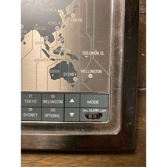 Retro seiko world time voice alarm clock - Picture 4 of 11